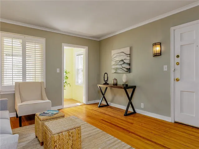 $190,000 | 14 East 50th Street, Unit 1, Kansas City, MO 64112