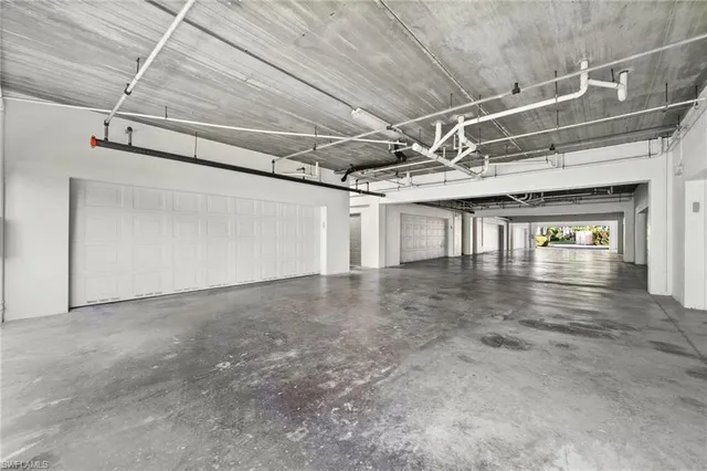 $1,399,000 | 755 Bentwater Circle, Unit 104, Naples, FL 34108