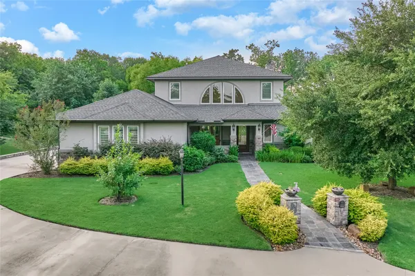 $750,000 | 3 Edgewood Drive, Montgomery, TX 77356