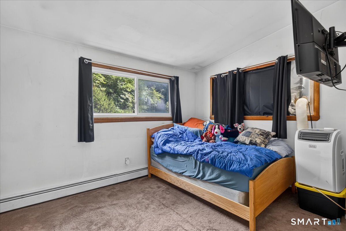 6 Paugussett Road Newtown, CT 06482 - Photo 18 of 40 Gallery Image 18
