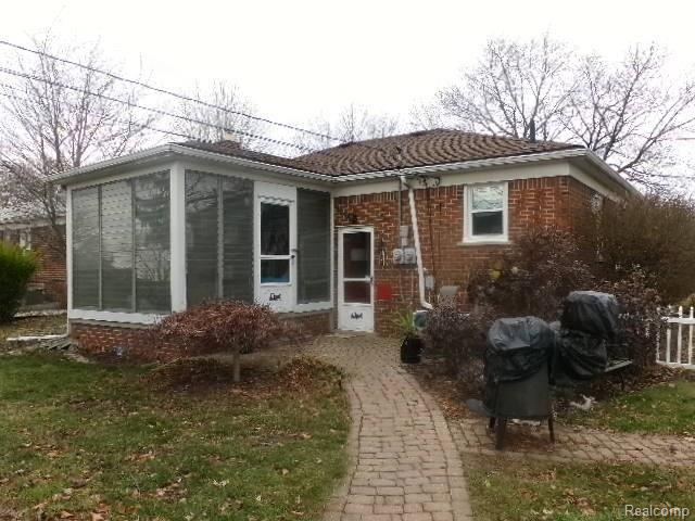 18605 Wick Road Allen Park, MI 48101 - Photo 3 of 7
