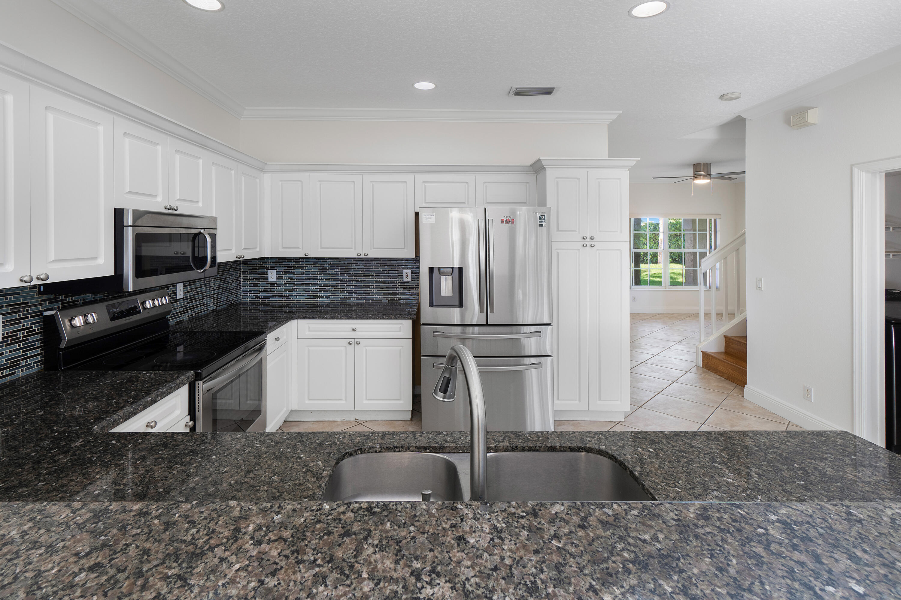 18140 Boca Way Drive Boca Raton, FL 33498 - Photo 11 of 59 013-18140BocaWayDrive-BocaRaton-FL-33498