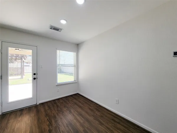 $2,595 | 21123 Amber Crossing Drive, Richmond, TX 77406
