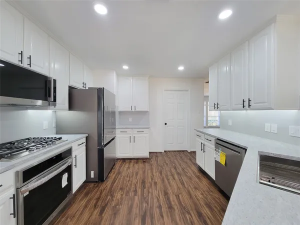 $2,595 | 21123 Amber Crossing Drive, Richmond, TX 77406