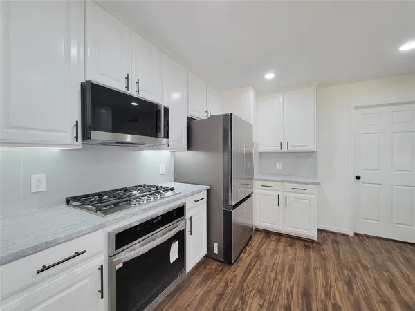 $2,595 | 21123 Amber Crossing Drive, Richmond, TX 77406