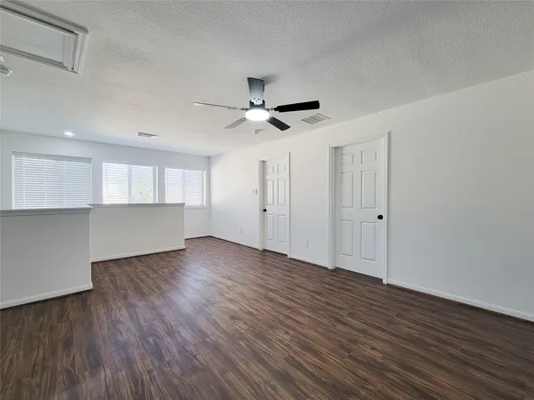 $2,595 | 21123 Amber Crossing Drive, Richmond, TX 77406