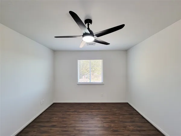 $2,595 | 21123 Amber Crossing Drive, Richmond, TX 77406