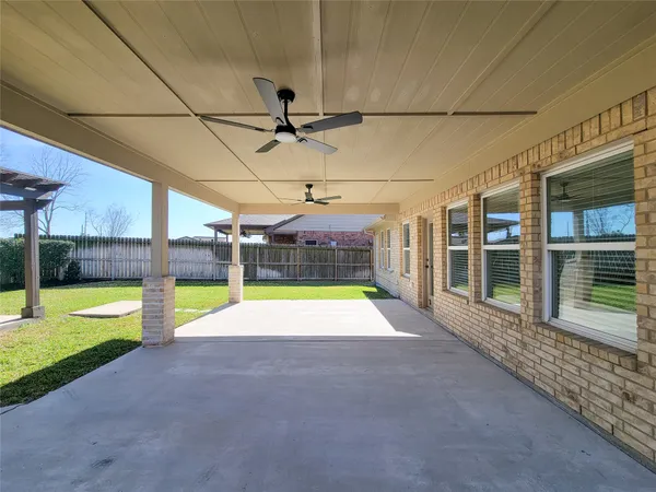 $2,595 | 21123 Amber Crossing Drive, Richmond, TX 77406