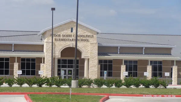 $2,595 | 21123 Amber Crossing Drive, Richmond, TX 77406