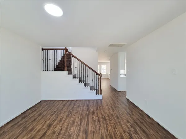 $2,595 | 21123 Amber Crossing Drive, Richmond, TX 77406