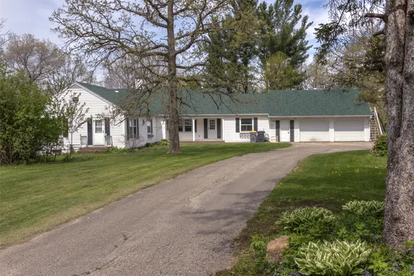 $349,900 | 17685 Crestwood Court, Galesville, WI 54630