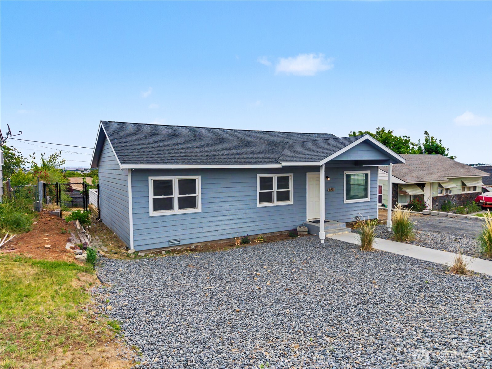 222 Mocliff Road Ephrata, WA 98823 - Photo 2 of 34
