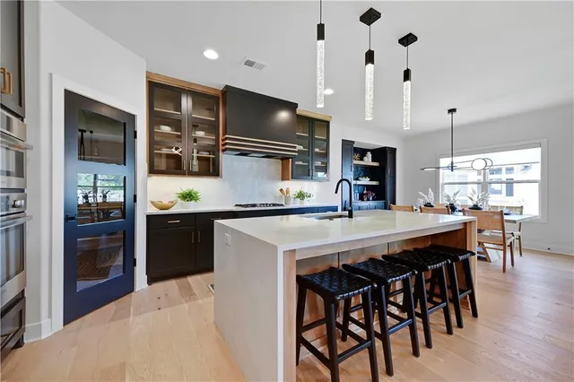 $844,000 | 15388 West 161st Terrace, Olathe, KS 66062