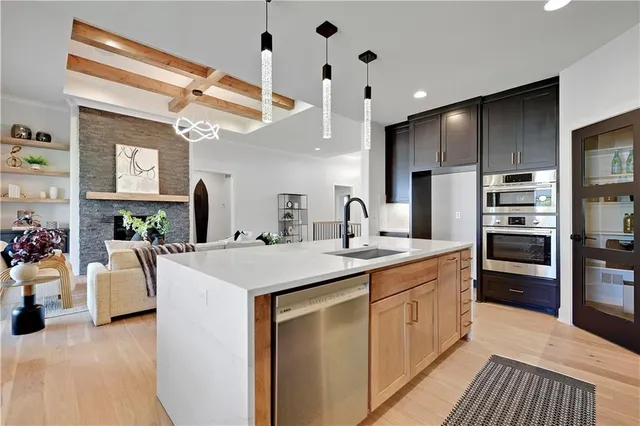 $844,000 | 15388 West 161st Terrace, Olathe, KS 66062