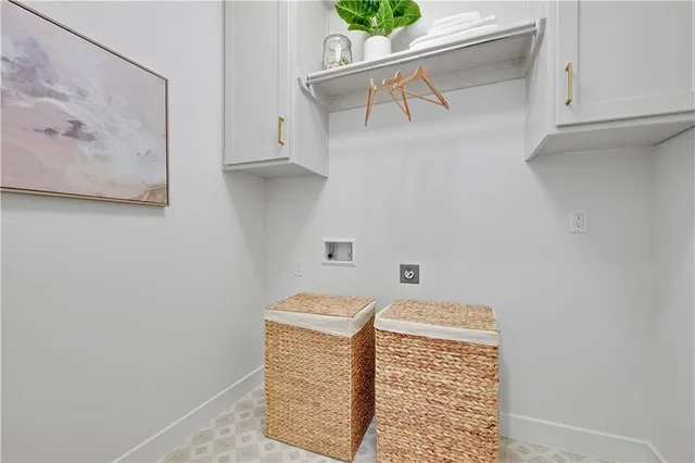 $844,000 | 15388 West 161st Terrace, Olathe, KS 66062