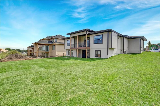 $844,000 | 15388 West 161st Terrace, Olathe, KS 66062