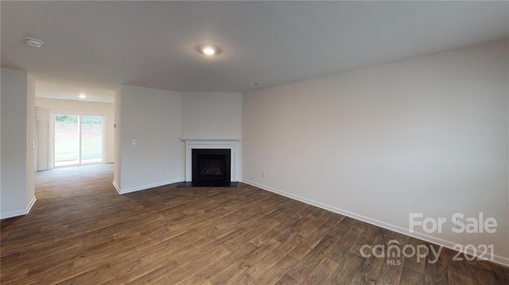 312 Oak Br Road, Unit 28 Arden, NC 28704 - Photo 8 of 29 Gallery Image 8