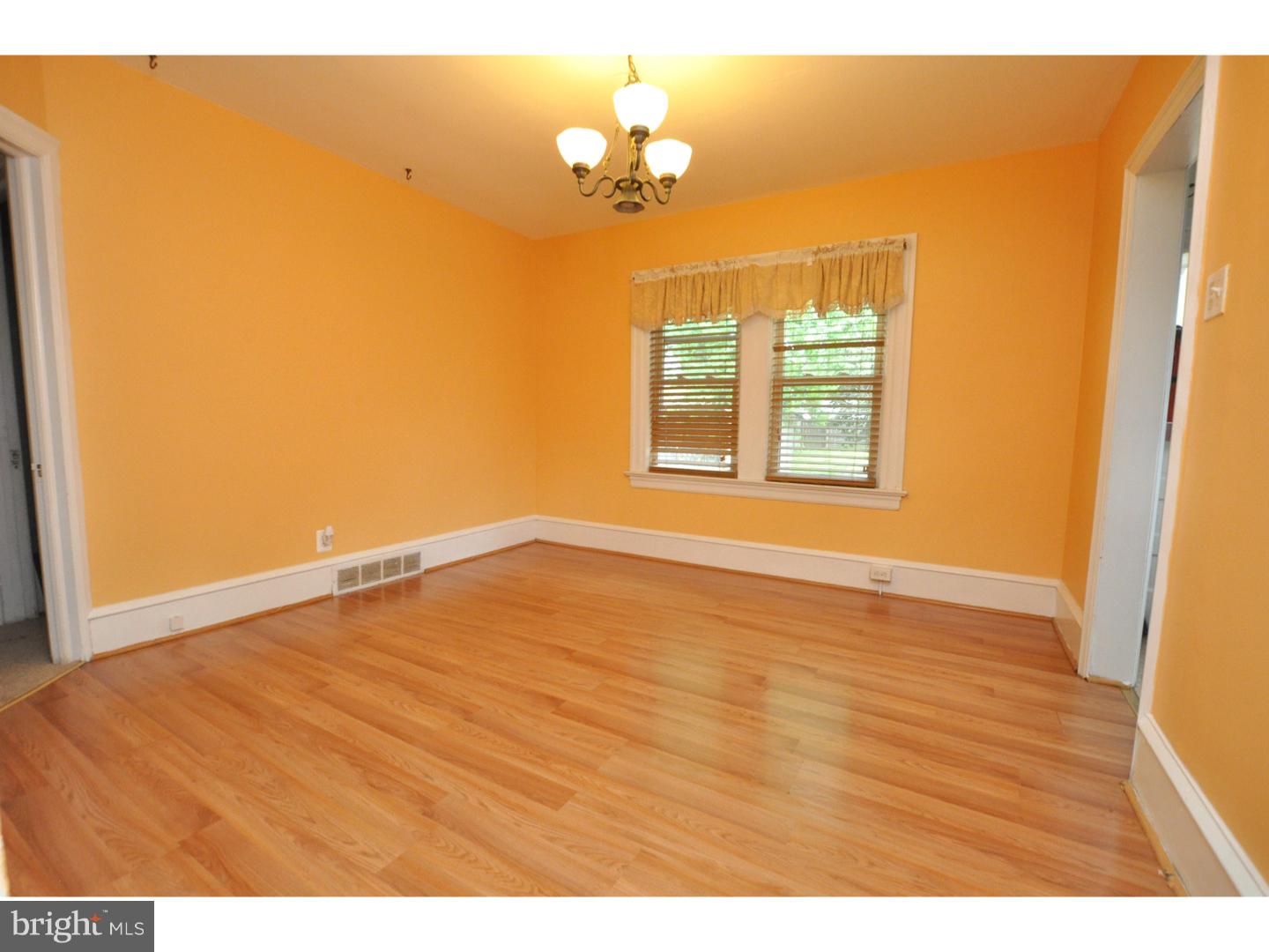 103 South Lenola Road Moorestown, NJ 08057 - Photo 4 of 19 Gallery Image 4