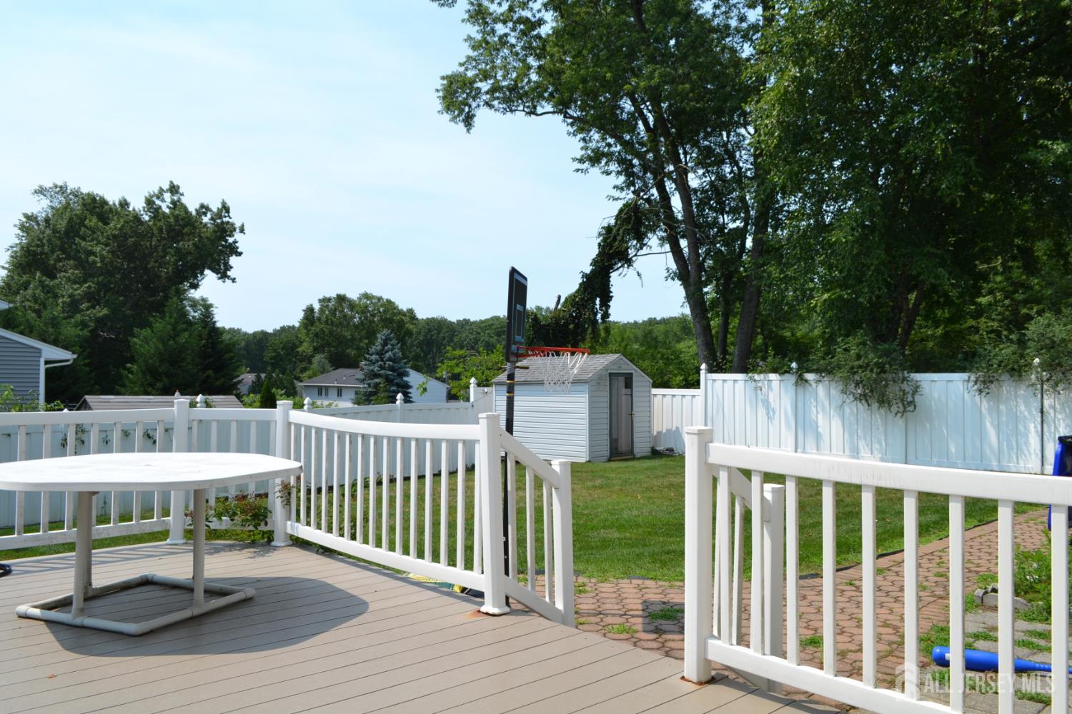 2 Albemarle Road East Brunswick, NJ 08816 - Photo 20 of 24