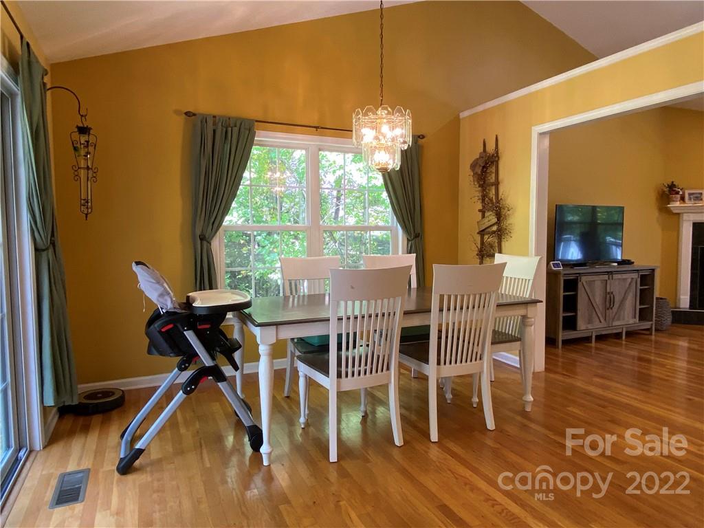 116 Maney Branch Road Weaverville, NC 28787 - Photo 11 of 34 Gallery Image 11
