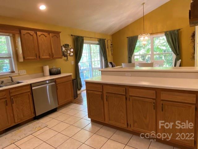 116 Maney Branch Road Weaverville, NC 28787 - Photo 9 of 34 Gallery Image 9