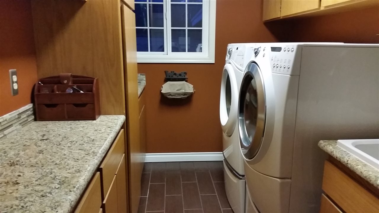 15601 North McKinnon Road Mead, WA 99021 - Photo 11 of 20