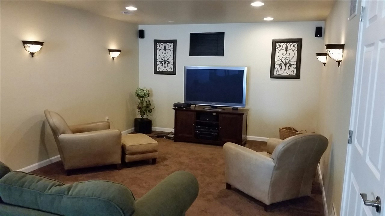 15601 North McKinnon Road Mead, WA 99021 - Photo 10 of 20