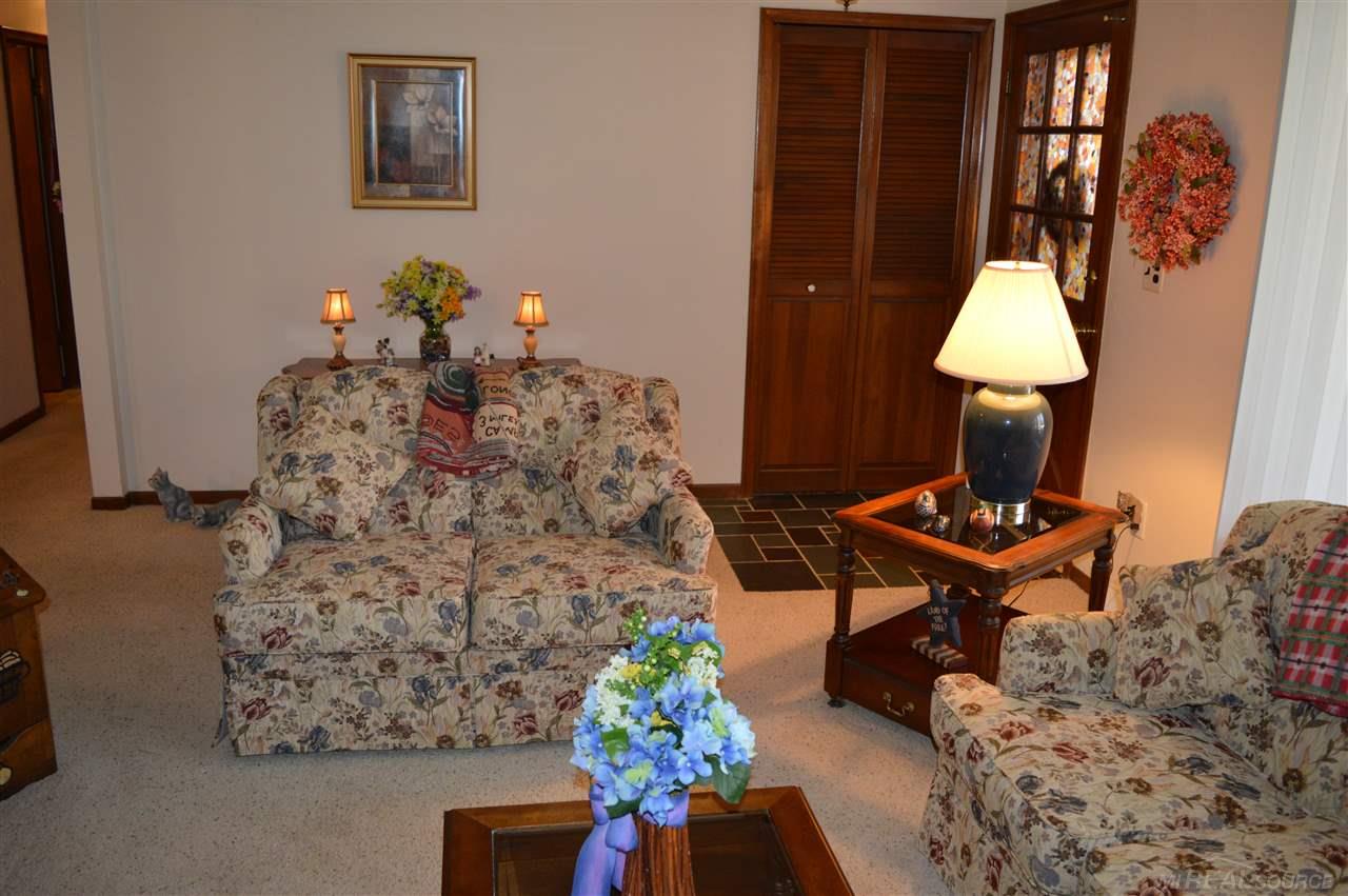 9077 Peters Road Algonac, MI 48001 - Photo 12 of 33 31286040-11.JPG