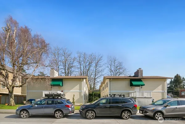 a car parked in front of a house