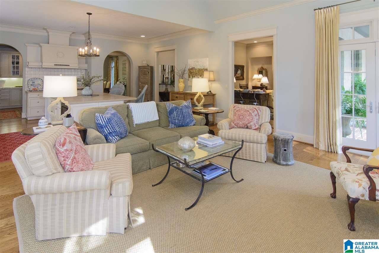 4347 Caldwell Mill Road Birmingham, AL 35243 - Photo 14 of 46