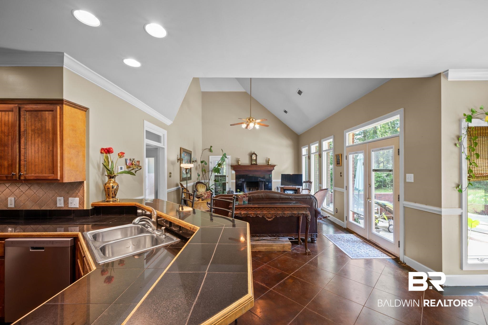 13616 Snarr Road Silverhill, AL 36576 - Photo 18 of 58 Kitchen View