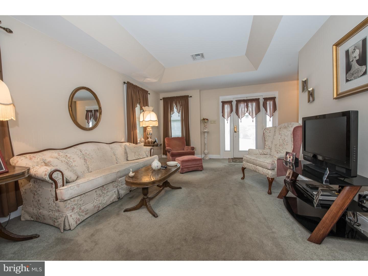 634 Andrew Road Springfield, PA 19064 - Photo 14 of 25 Family Room