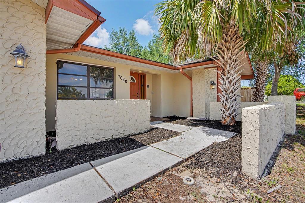 7028 Fernleaf Court Port Richey, FL 34668 - Photo 3 of 53 Gallery Image 3