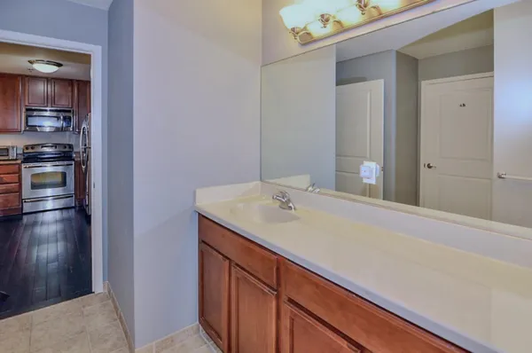 $2,700 | 111 North Ashley Street, Unit 305, Ann Arbor, MI 48104