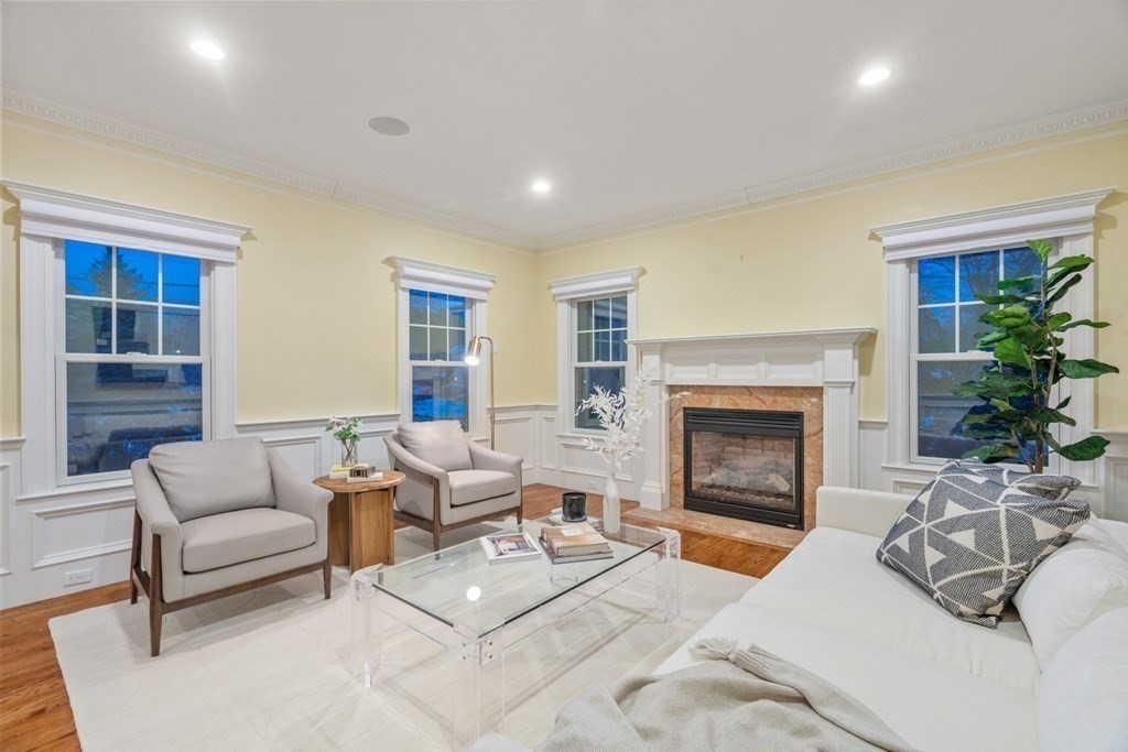 149 Bristol Road Wellesley, MA 02481 - Photo 11 of 39