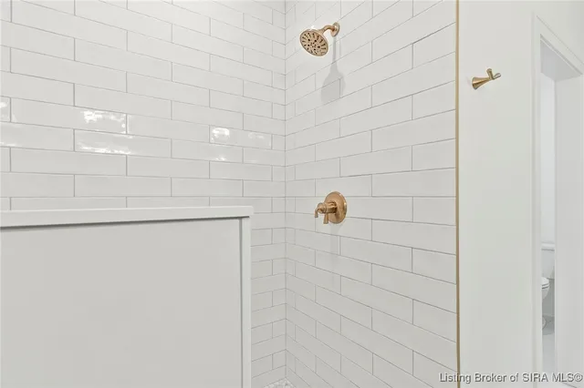 $539,900 | 2873 North Borcherding Road, Madison, IN 47250