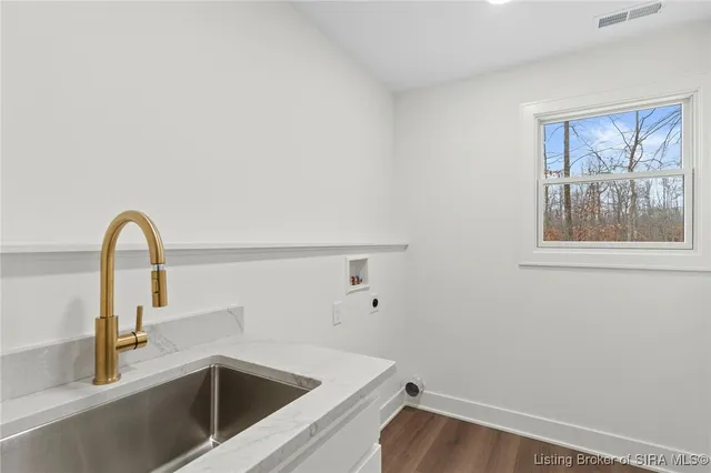 $539,900 | 2873 North Borcherding Road, Madison, IN 47250