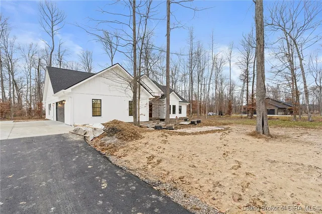$539,900 | 2873 North Borcherding Road, Madison, IN 47250
