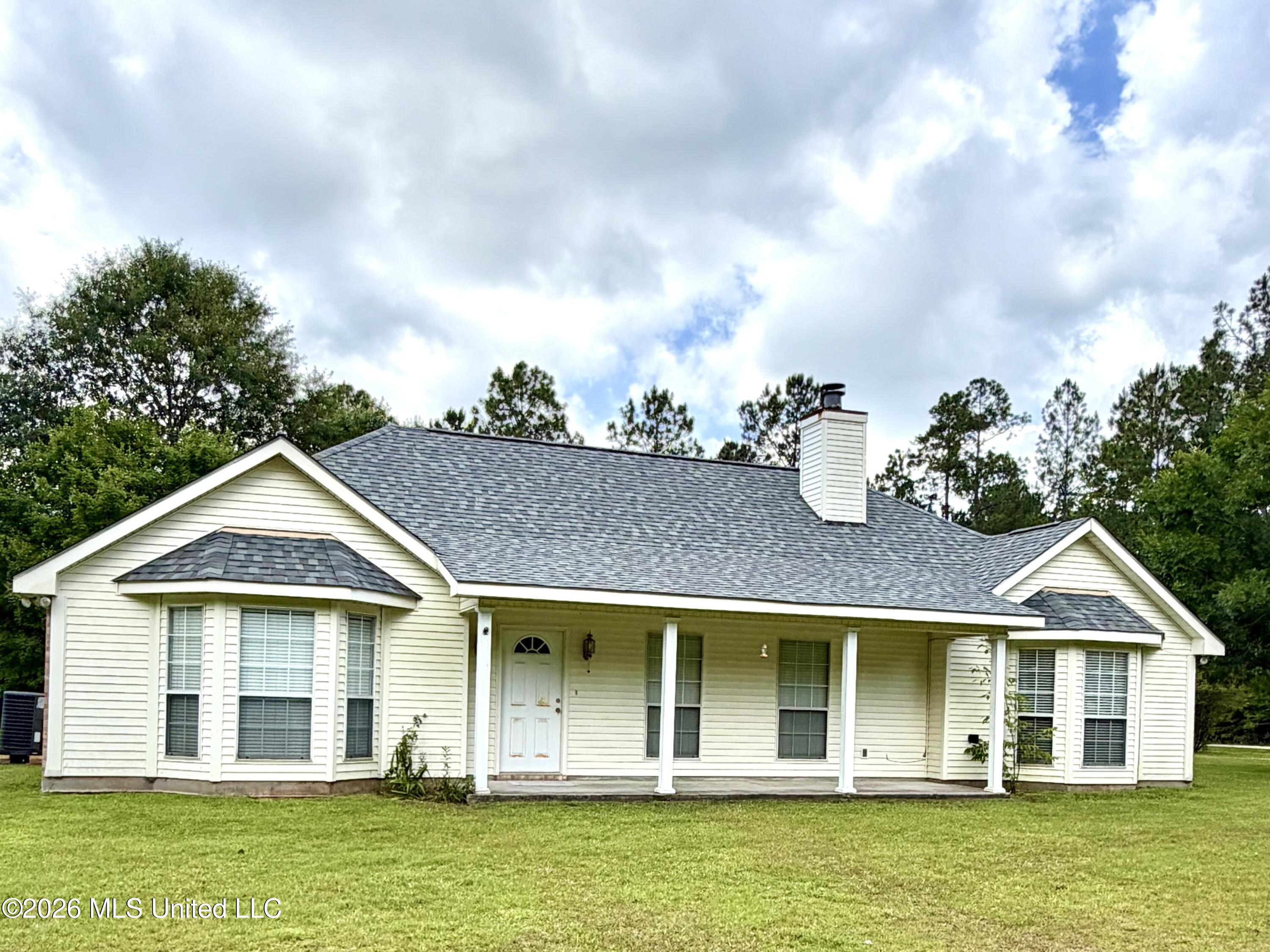 7 Hummingbird Lane Picayune, MS 39466 - Photo 4 of 26 2D, IMG_0293