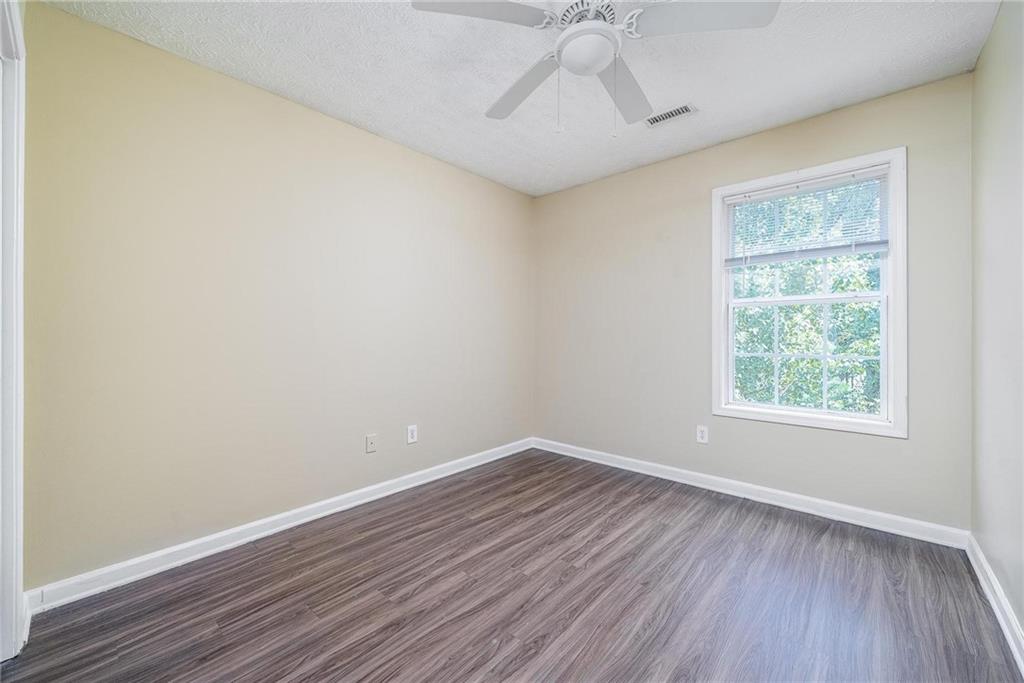 935 Hickory Bend Road Atlanta, GA 30349 - Photo 12 of 17