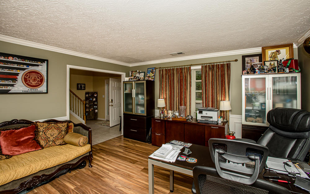 361 Winton Road Versailles, KY 40383 - Photo 9 of 36 1F9A6440 - Copy