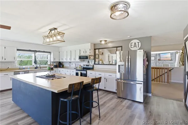 $450,000 | 195 Gageville Road, Eldon, MO 65026