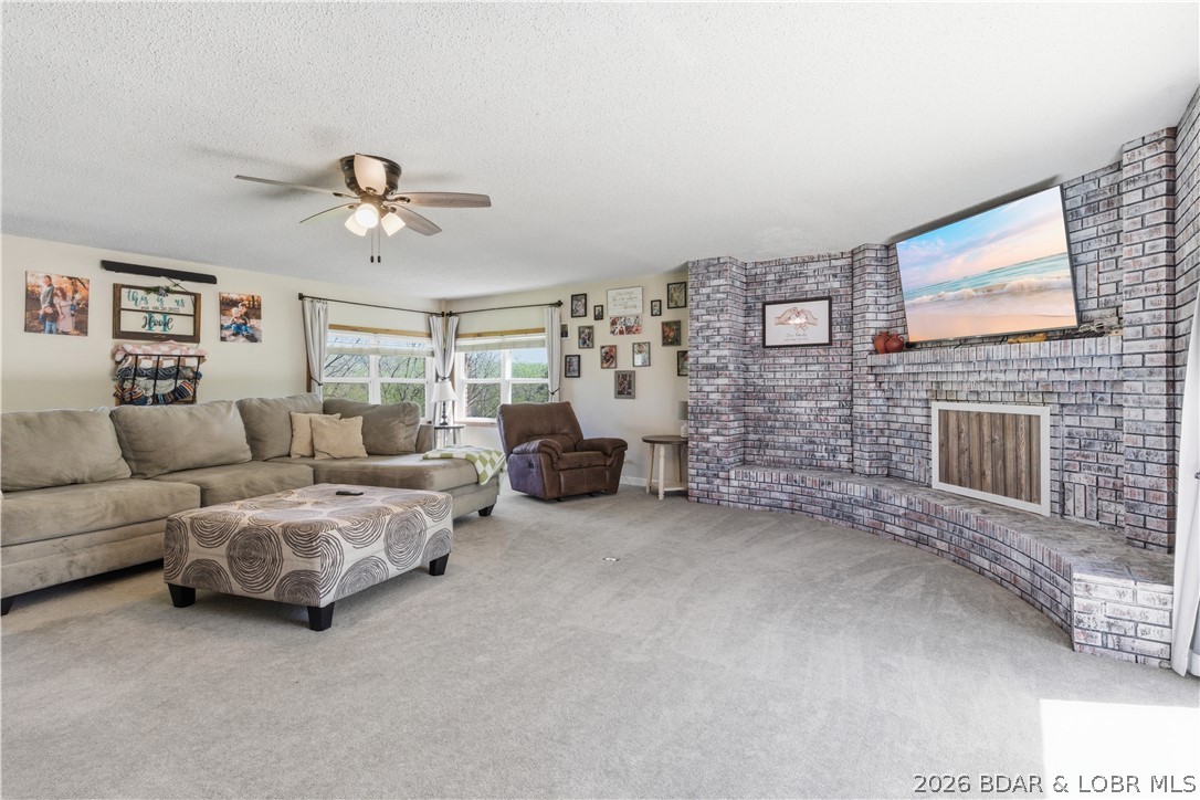 195 Gageville Road Eldon, MO 65026 - Photo 2 of 47