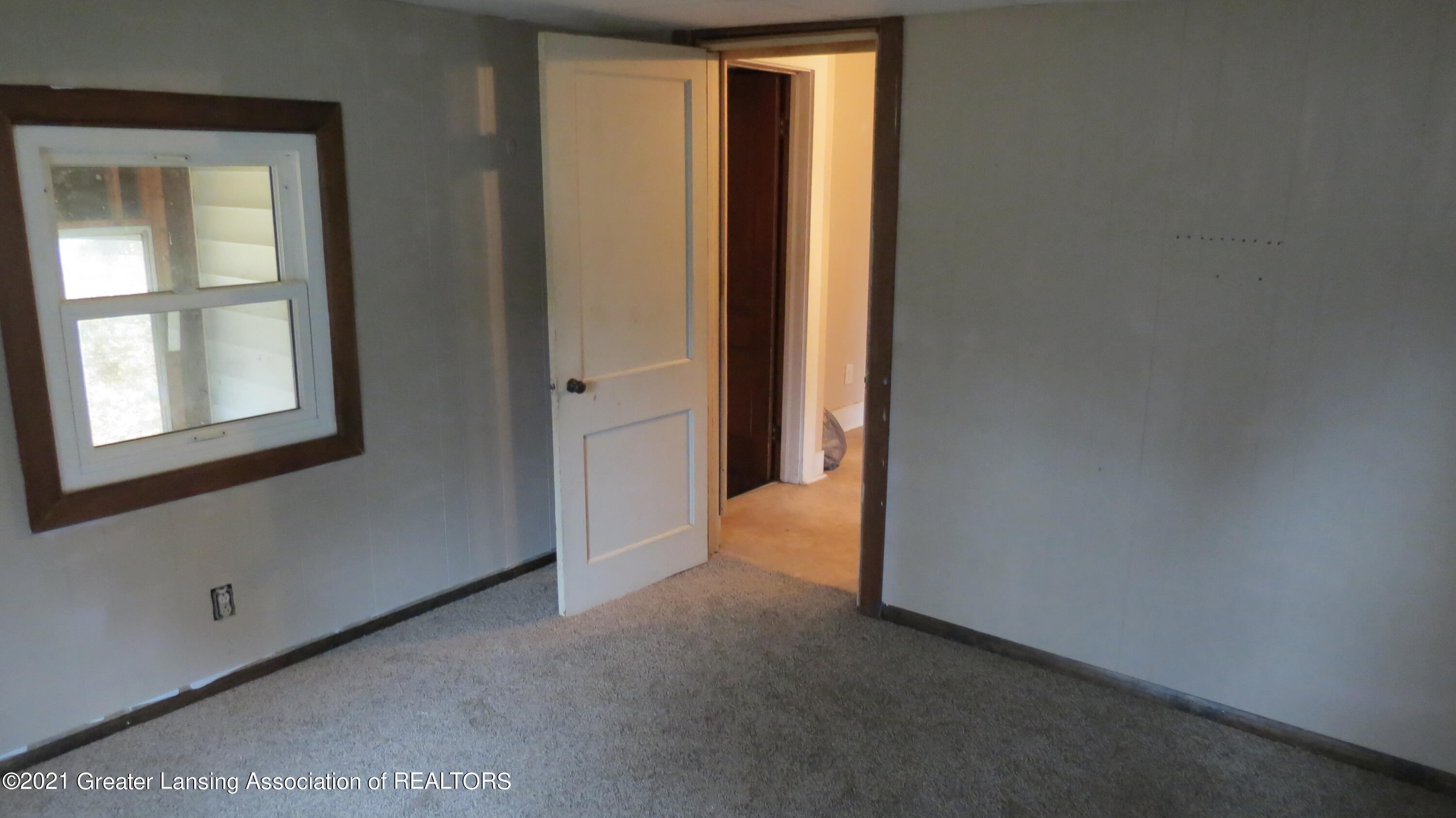 1481 West Valley Road Lansing, MI 48906 - Photo 14 of 35 IMG_8992