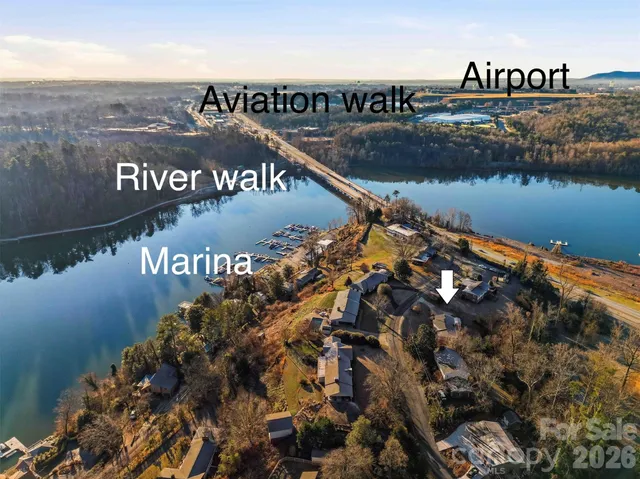 $389,900 | 6719 Lakeview Terrace, Hickory, NC 28601