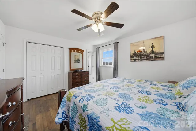 $389,900 | 6719 Lakeview Terrace, Hickory, NC 28601