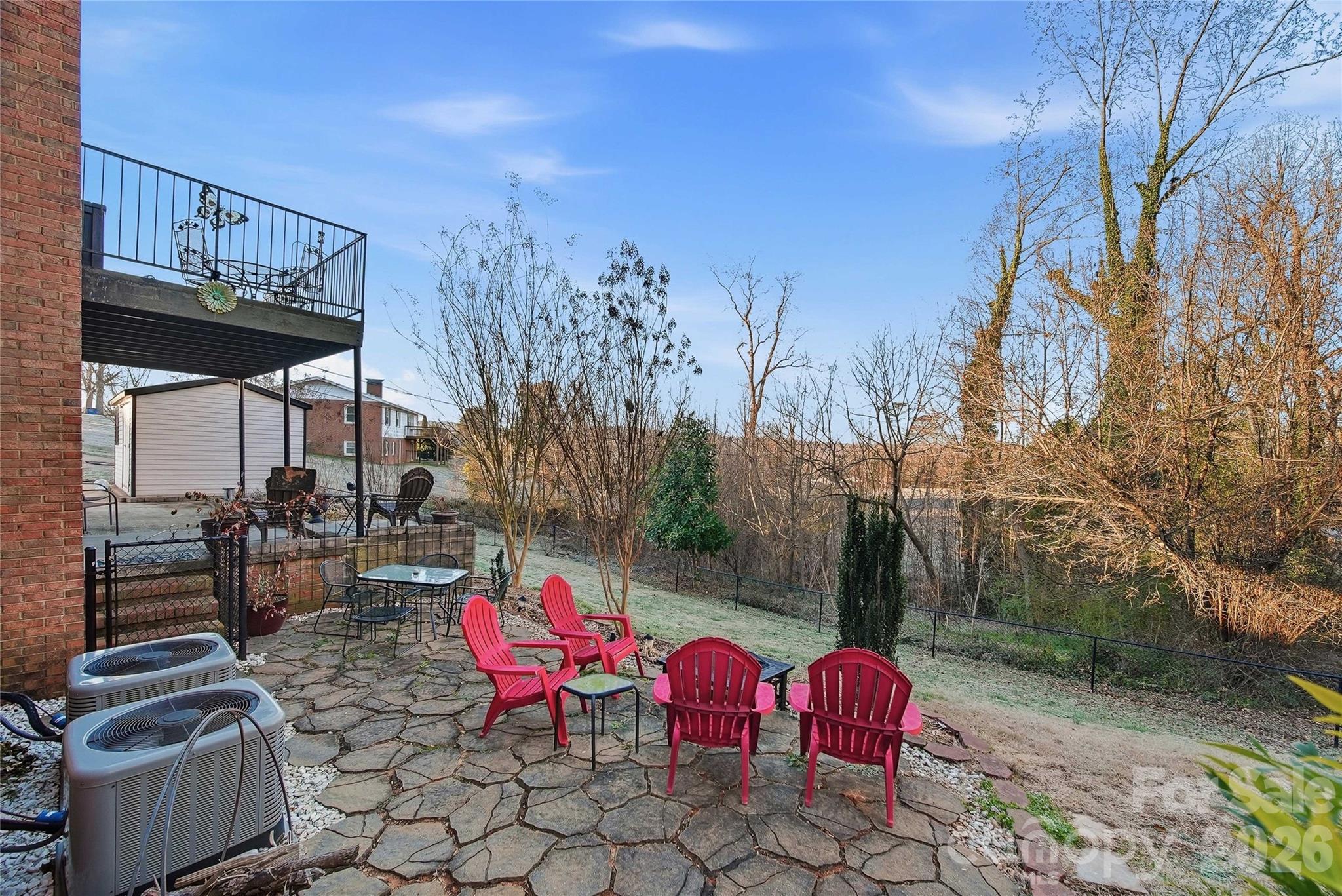 6719 Lakeview Terrace Hickory, NC 28601 - Photo 37 of 41 a view of outdoor space yard and patio