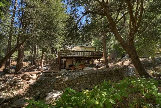 $379,900 | 25118 Moon Drive, Crestline, CA 92325