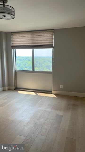 5101 River Road, Unit 1201 Bethesda, MD 20816 - Photo 17 of 33
