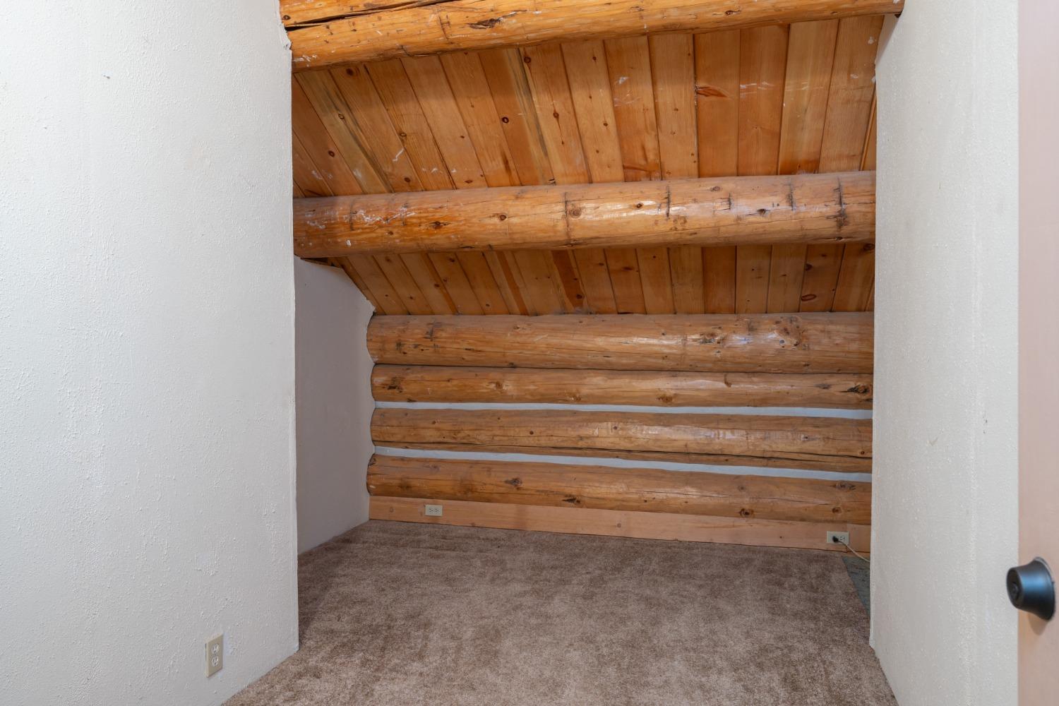 7426 Henness Ridge Road Yosemite West, CA 95389 - Photo 26 of 35 View of upstairs storage area from hall entry.